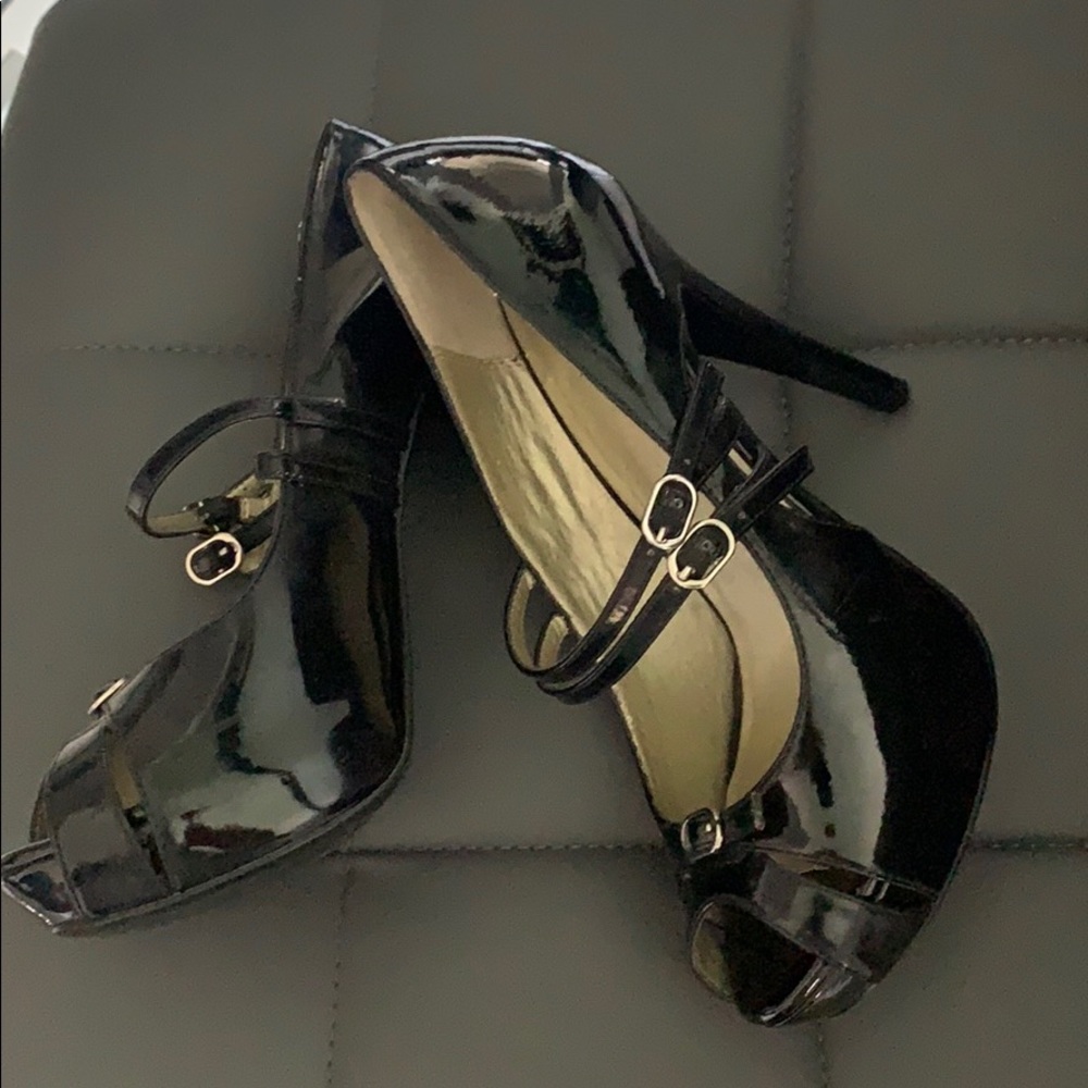 Bakers peep toe Mary Jane heel
